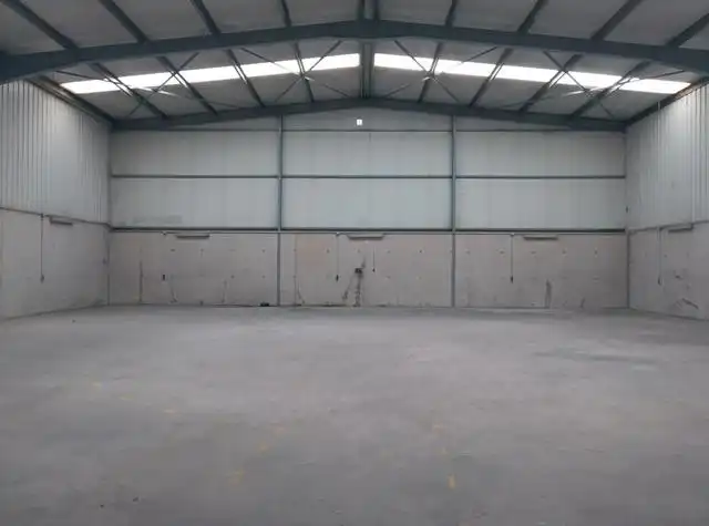 Nau industrial en venda a Villalonquéjar, imagen 9