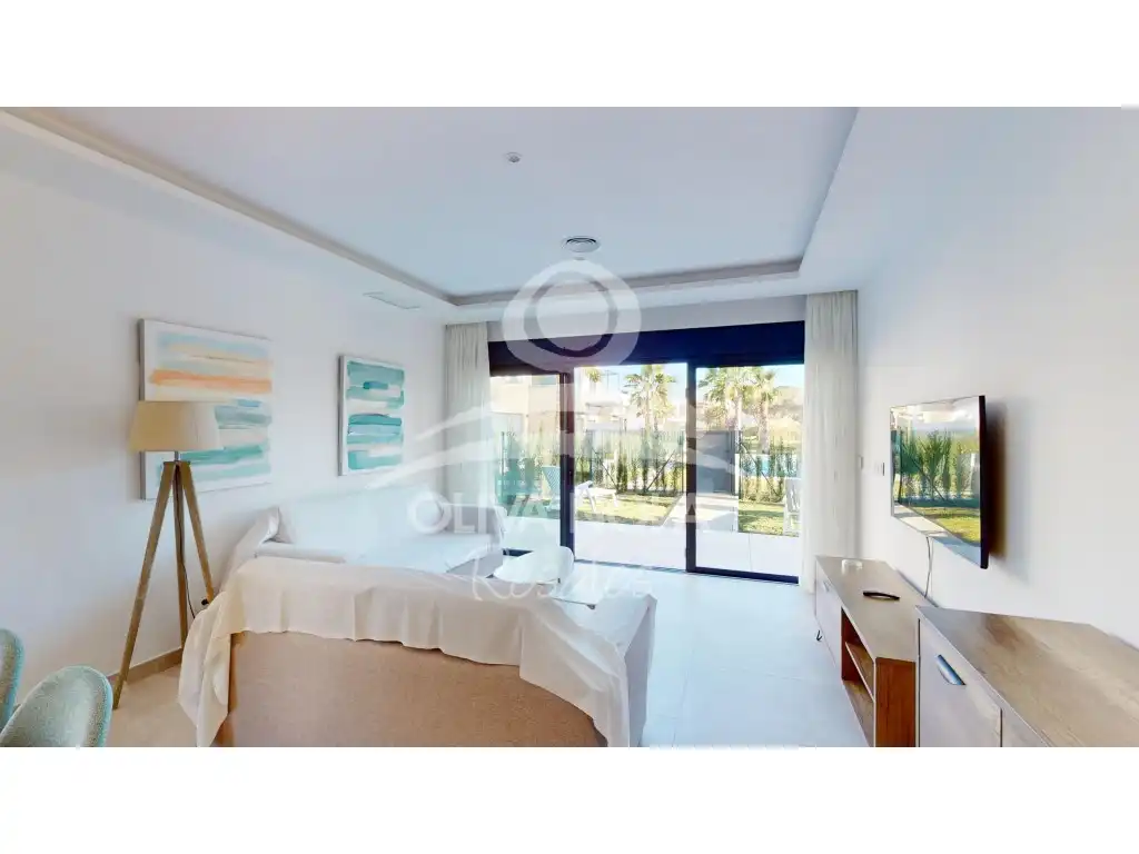 Detached homes for sale in Calle Degas, Oliva Nova