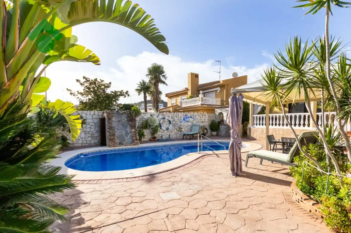 Piscina de Casa o chalet en venta en Rincón de la Victoria con Aire acondicionado, Terraza y Piscina