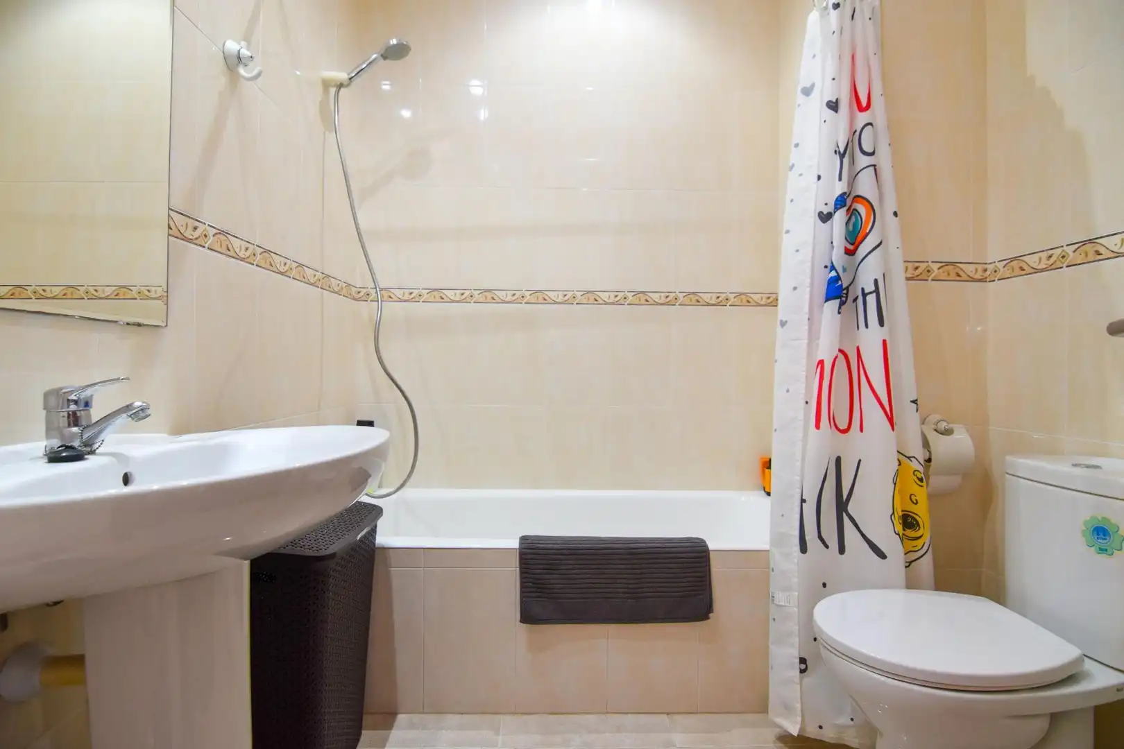 Bathroom of Apartments for sale in Artà  with Air Conditioner, Heating and Private garden