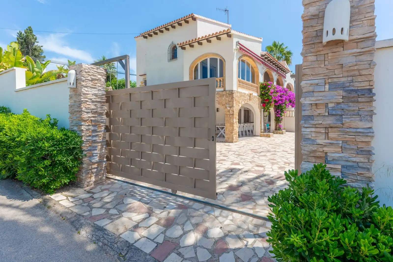Vista exterior de Casa o chalet en venta en Moraira con Aire acondicionado, Calefacción y Terraza