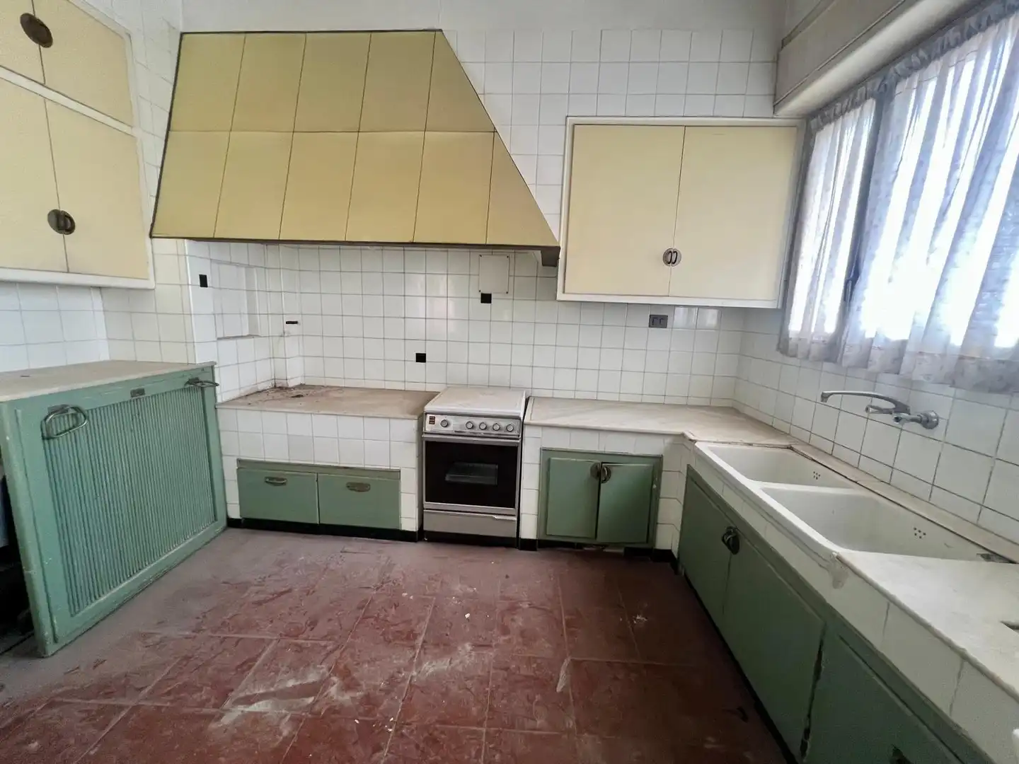 Kitchen of Flat for sale in Elche / Elx  with Terrace, Storage room and Balcony