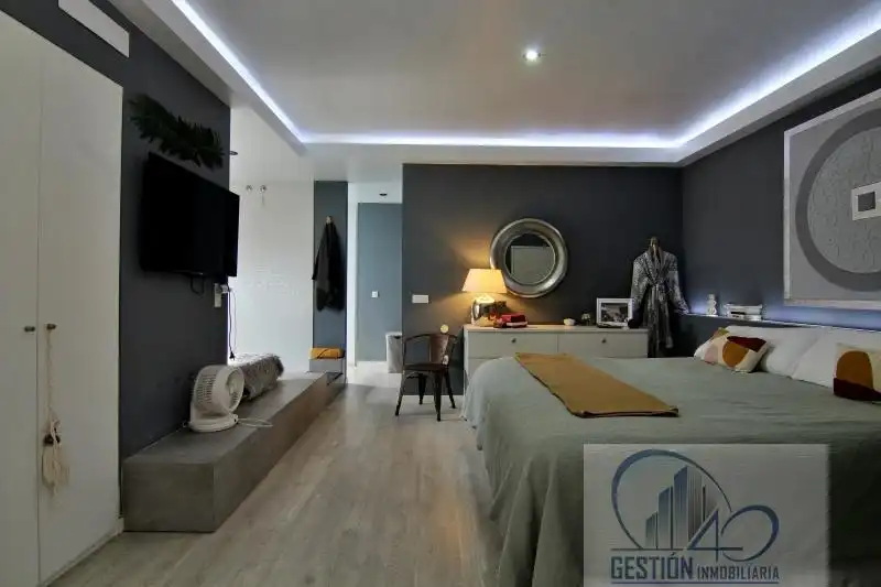 Habitación de Piso en venta en Santa Cruz de Tenerife con Aire acondicionado, Parquet y Balcón