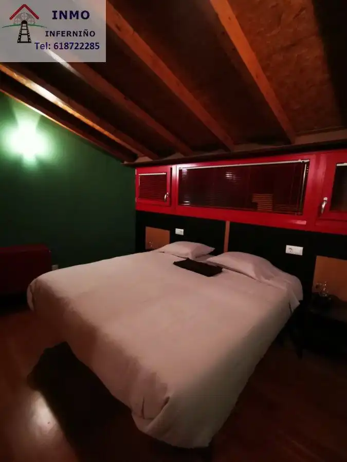 Dormitori de Apartament de lloguer en Ferrol amb Terrassa