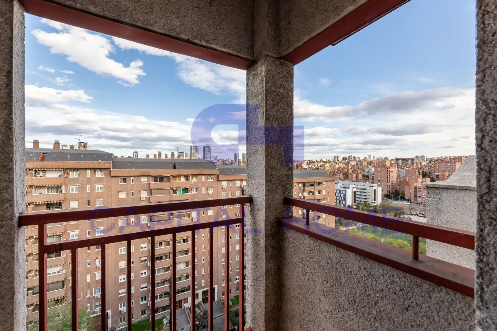 Terraza de Estudio en venta en Madrid con Parquet y Terraza