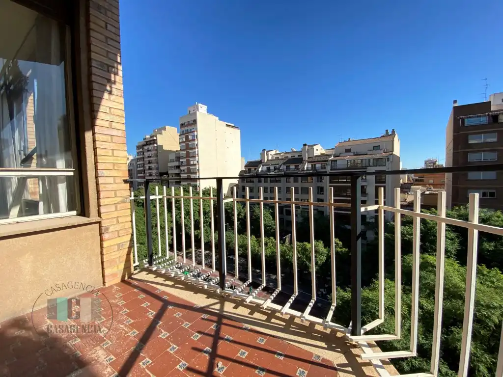 Piso en venta en Plaza Huerto Sogueros, Casco Histórico