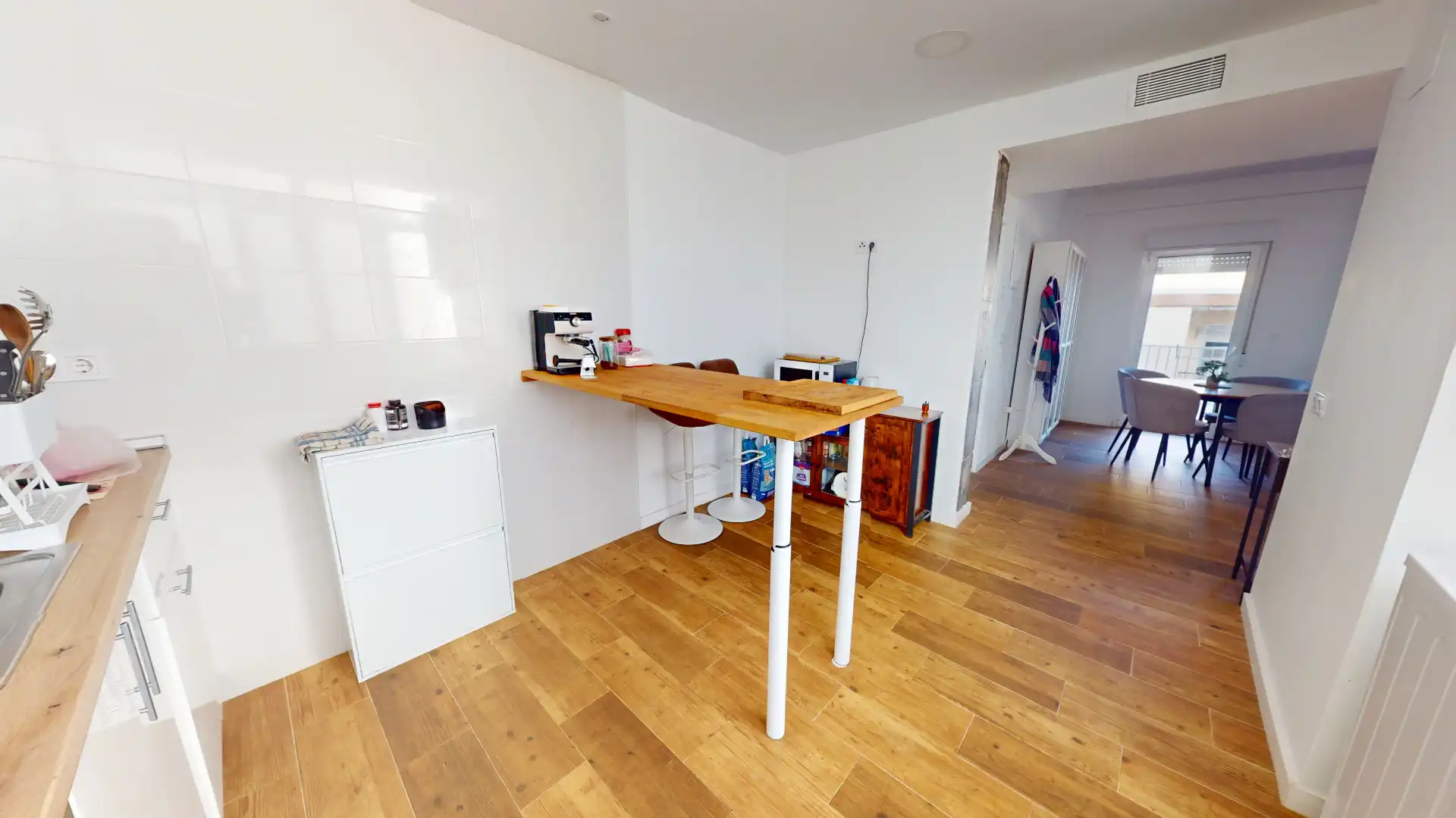 Dining room of Flat for sale in Jijona / Xixona  with Air Conditioner, Heating and Parquet flooring