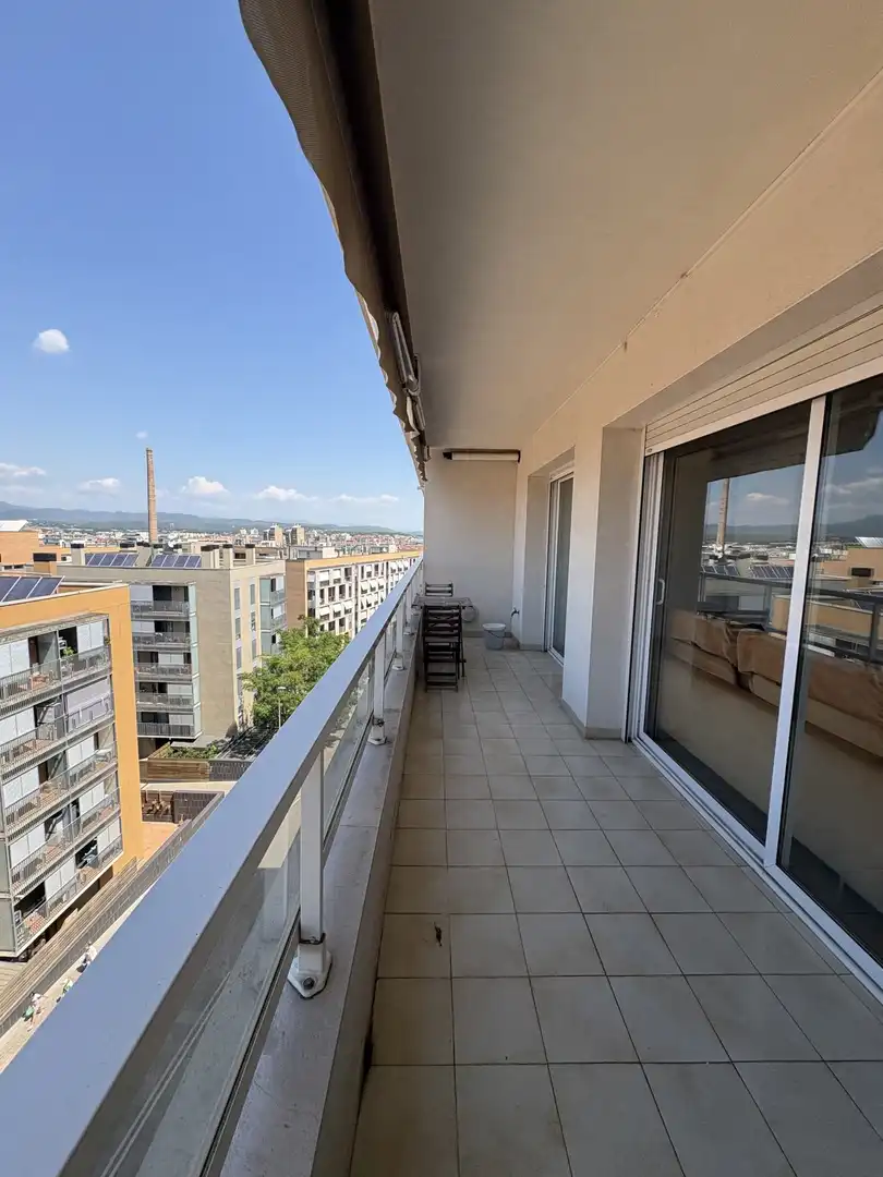 Flat for rent in DE LA CREU DE PALAU, Eixample Sud – Migdia