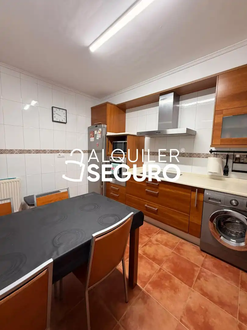 Kitchen of Flat for rent in Alonsotegi, Bizkaia