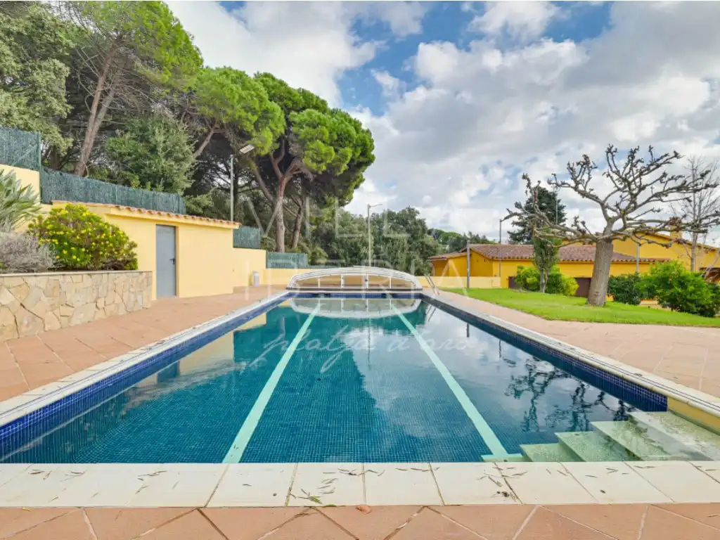 Casa amb piscina en venda a Calle Esglesia 7, imagen 2