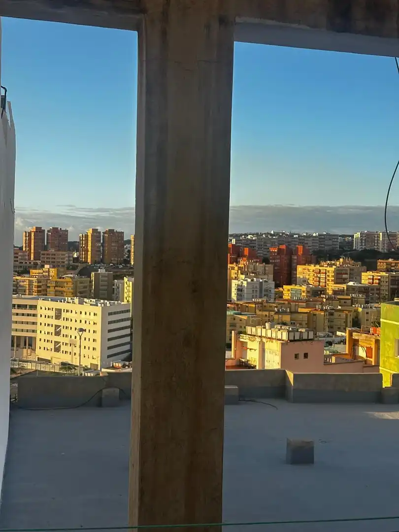 Vista exterior de Pis per a compartir en Las Palmas de Gran Canaria amb Moblat