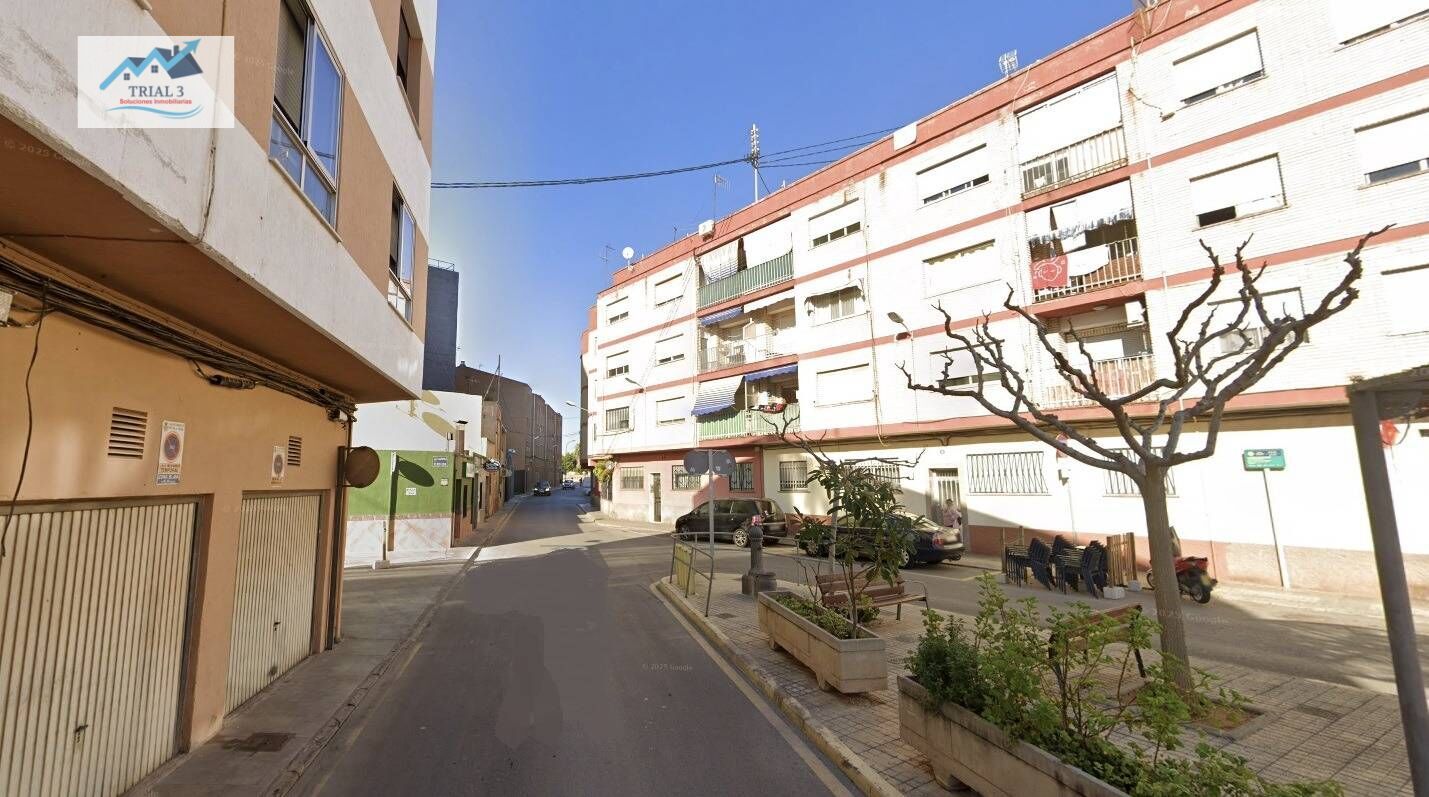 Vista exterior de Pis en venda en Vila-real amb Balcó