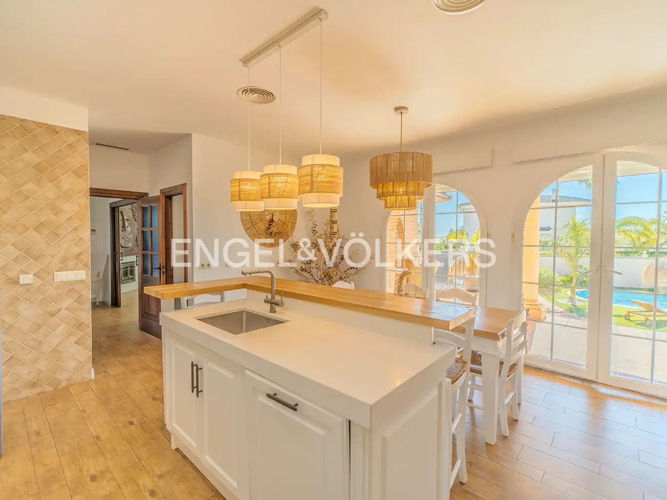 Kitchen of Houses for sale in San Vicente del Raspeig / Sant Vicent del Raspeig  with Air Conditioner, Heating and Private garden