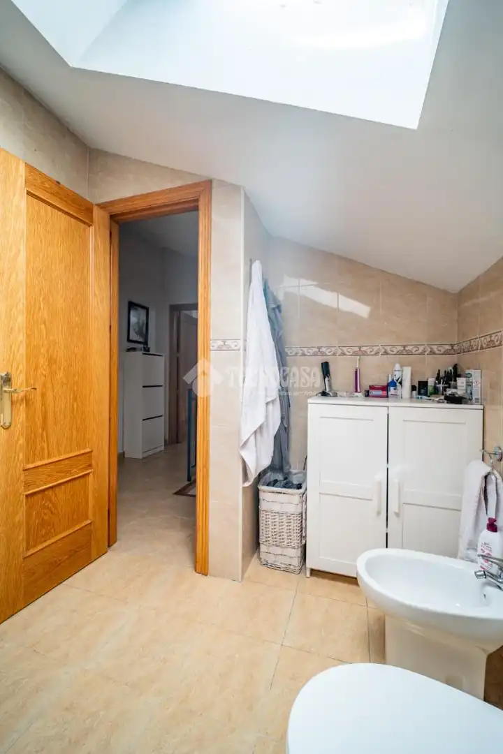 Bathroom of Flat for sale in Arganda del Rey  with Air Conditioner, Heating and Storage room