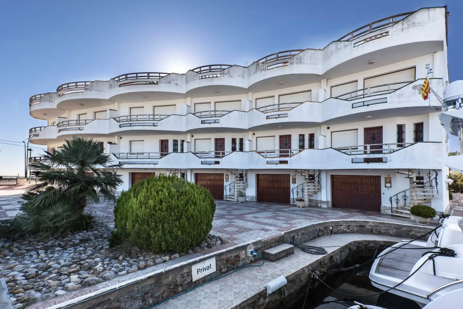 Vista exterior de Casa adosada en venta en Empuriabrava con Aire acondicionado, Calefacción y Terraza