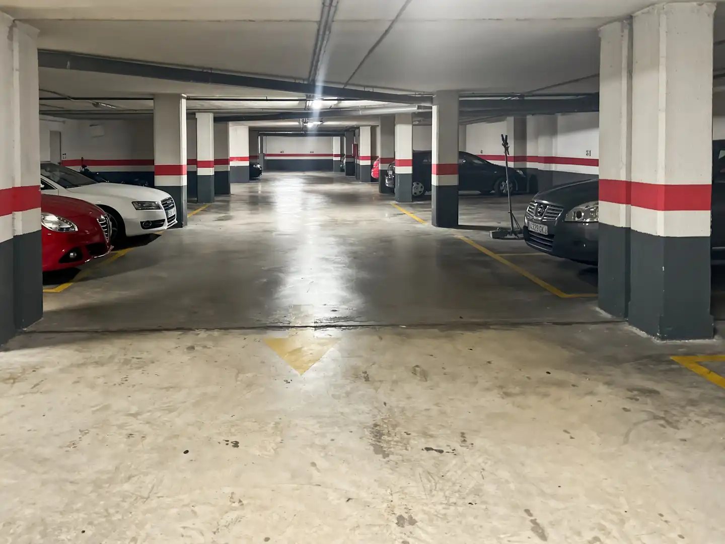 Parking of Duplexes for sale in Centro  