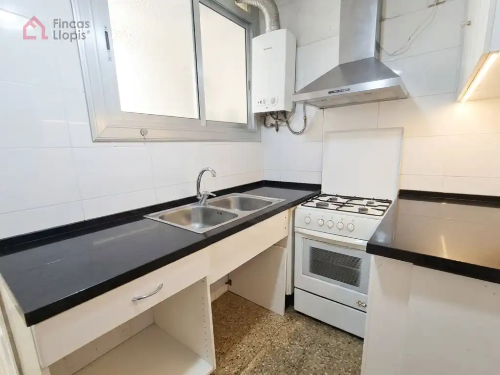 Cocina de Piso en venta en Barcelona