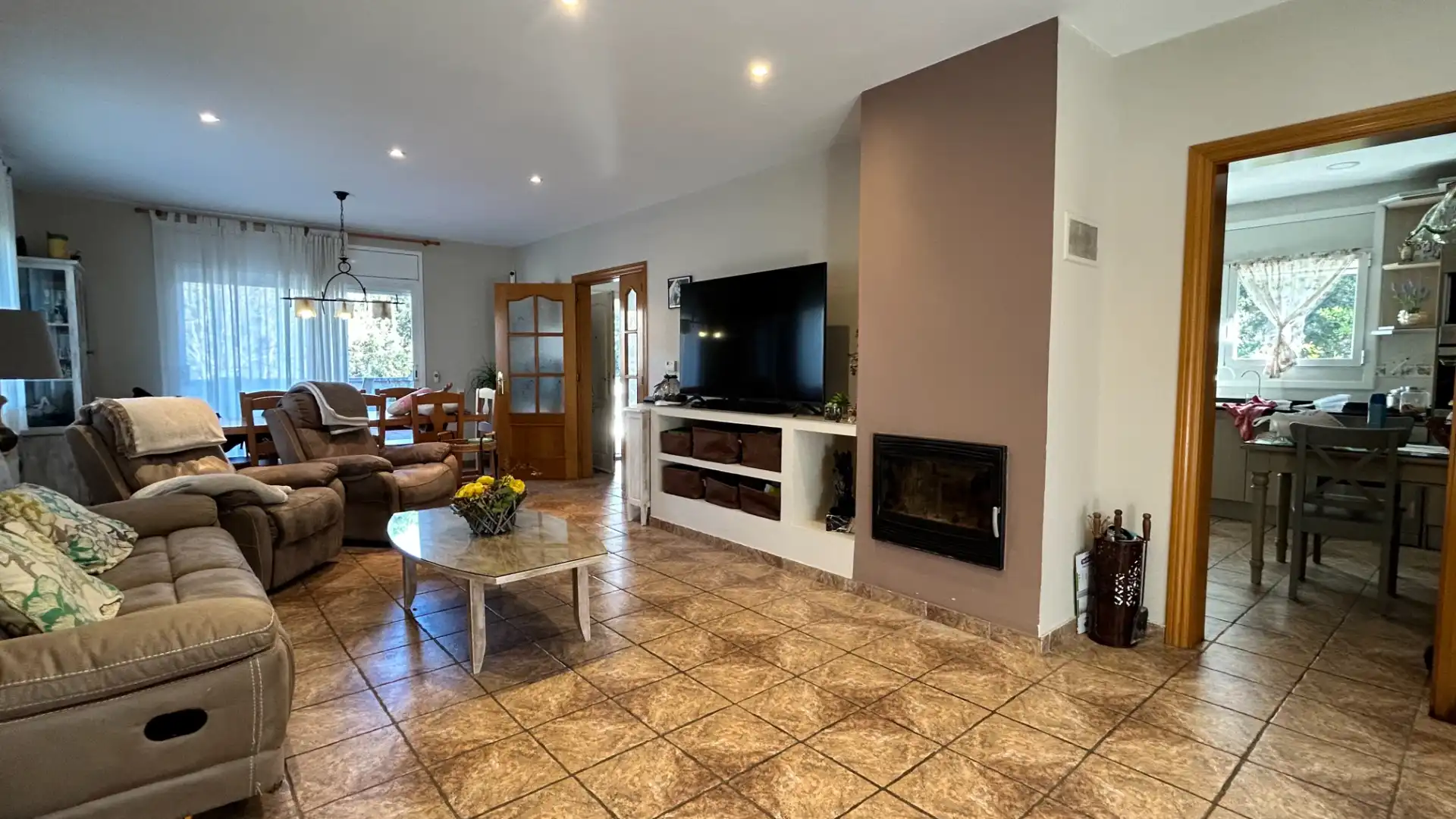 Sala de estar de Casa o chalet en venta en Vallromanes con Aire acondicionado, Calefacción y Jardín privado