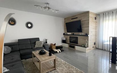 Living room of Single-family semi-detached for sale in Alfarnate  with Terrace