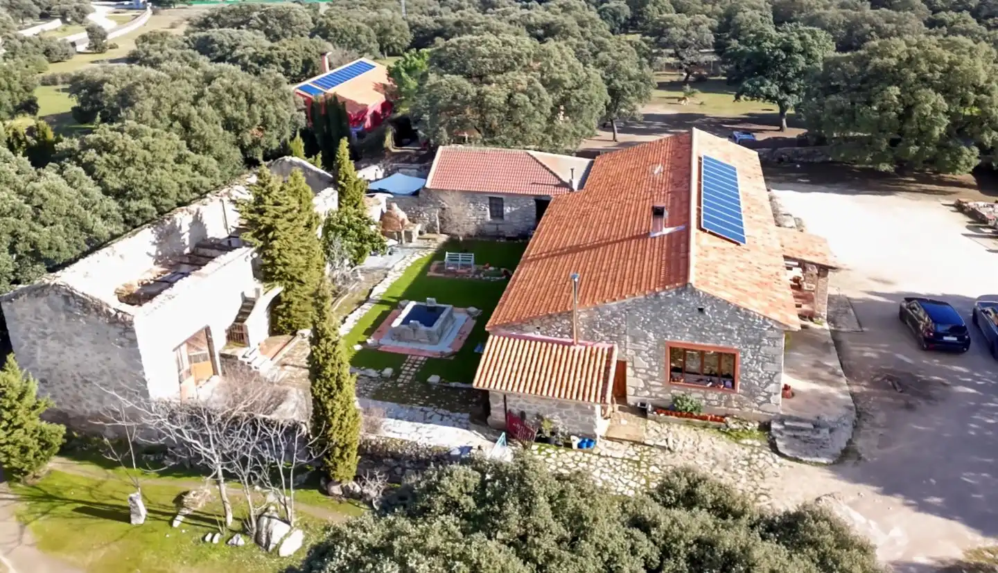 Außenansicht von Country house zum Verkauf in Colmenarejo mit Privatgarten