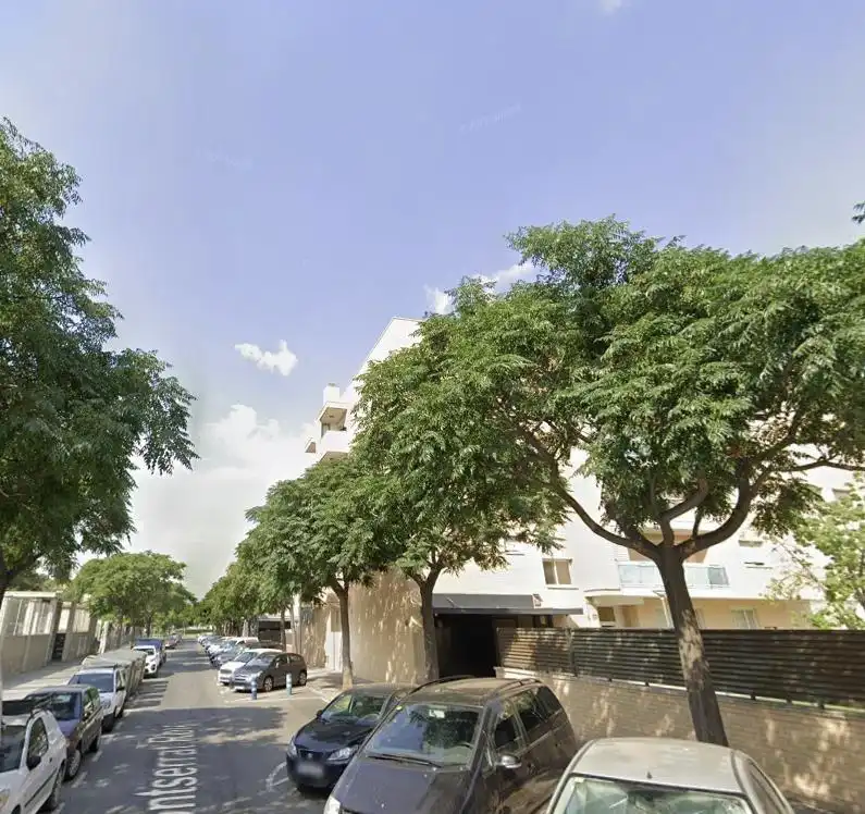 Piso con terraza en venta en MONTSERRAT ROIG