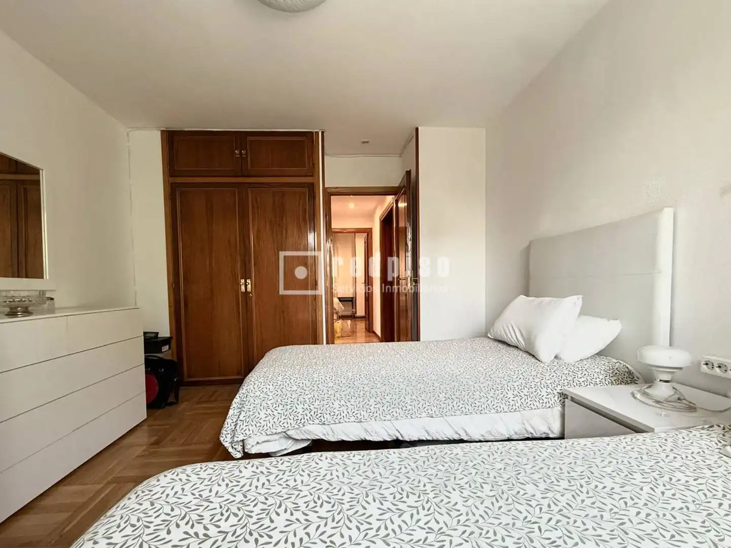 Bedroom of Flat for sale in Madrid  with Air Conditioner, Heating and Terrace