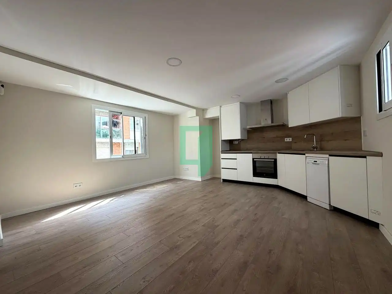 Dúplex en venda en Badalona amb Parquet i Terrassa
