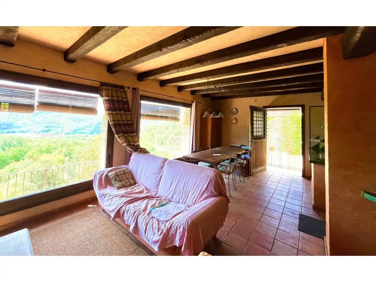 Sala de estar de Finca rústica en venta en Sant Aniol de Finestres con Calefacción, Jardín privado y Terraza