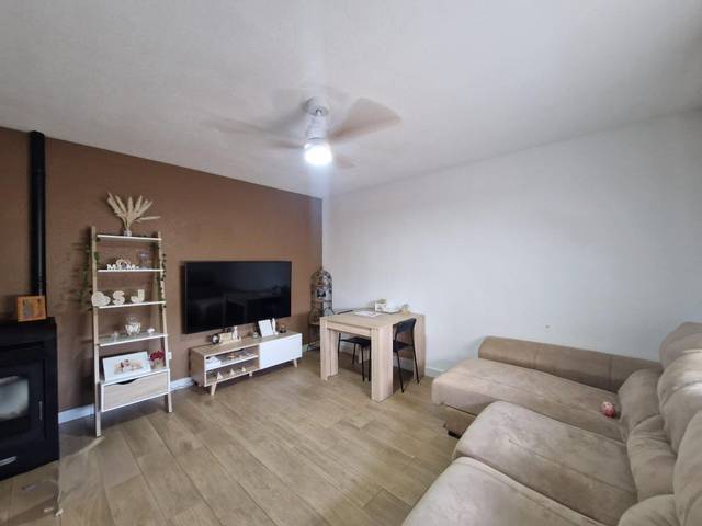 Casa adosada en Venta en Carmena