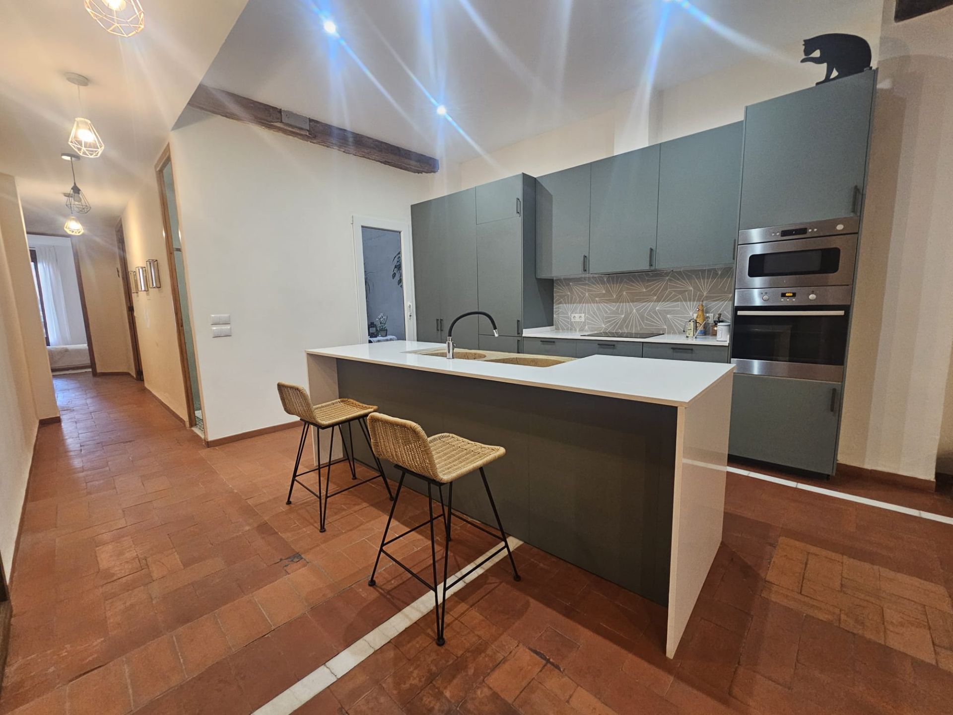 Kitchen of Flat to rent in  Valencia Capital  with Air Conditioner and Furnished