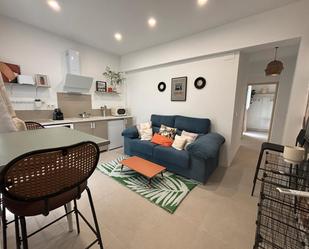 Living room of Flat to rent in Lucena  with Air Conditioner, Furnished and Oven