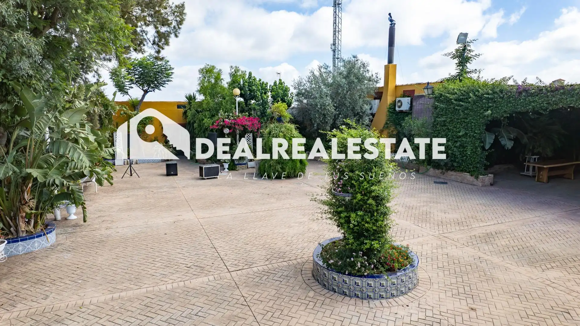 Local en venta en Calle FRAY LEOPOLDO ALPANDEIRE, Torre de la Reina