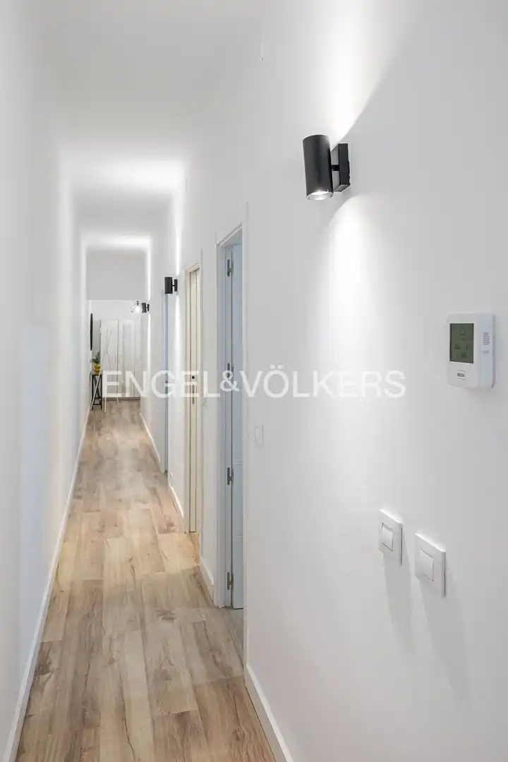 Flat for rent in Madrid  with Heating, Parquet flooring and Furnished
