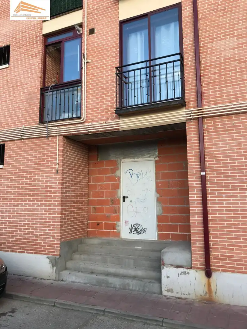 Gewerbefläche zum Verkauf in Calle Enrique Granados 11, imagen 2