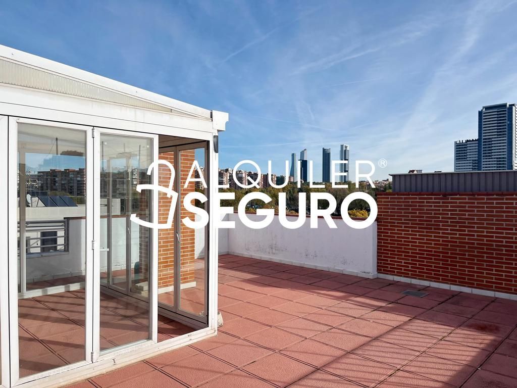 Terrace of Attic to rent in  Madrid Capital  with Air Conditioner, Heating and Terrace