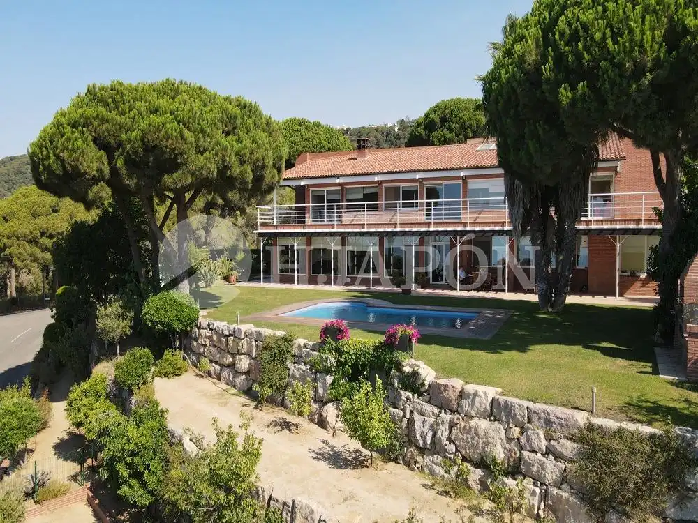 Casa con terraza en venta en Cabrils, imagen 3