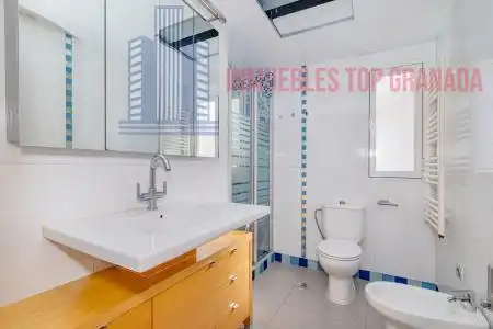 Dúplex en venta en Torre de Comares, Barrio de Zaidín