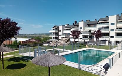 Swimming pool of Flat for sale in Colmenar Viejo  with Heating, Parquet flooring and Terrace