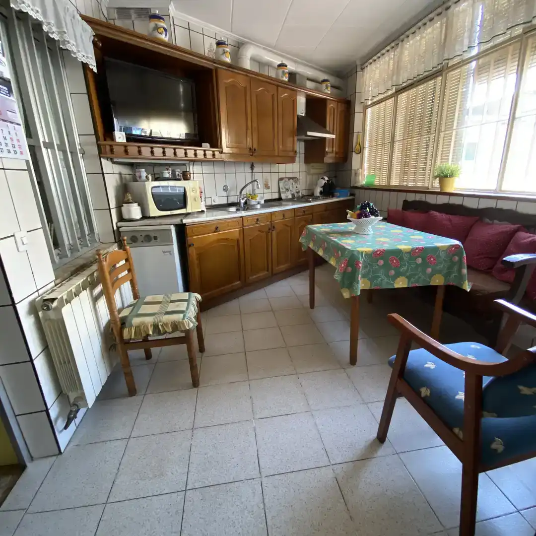 Cuina de Casa o xalet en venda en Frómista  amb Aire condicionat