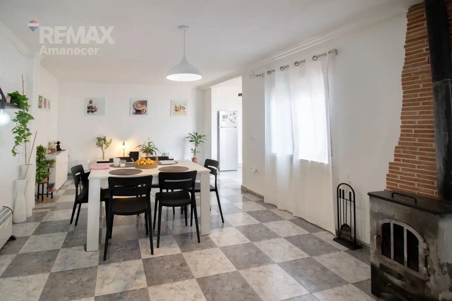 Menjador de Casa o xalet en venda en Orba amb Jardí privat, Terrassa i Traster