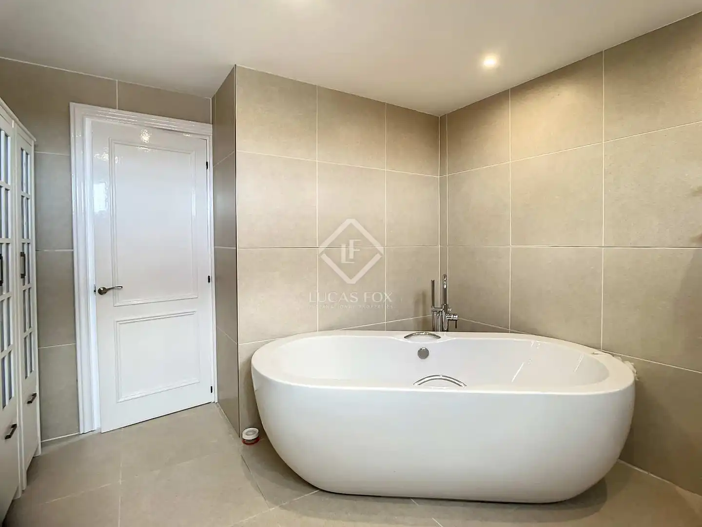 Bathroom of Houses for sale in Maó - Mahón  with Air Conditioner, Heating and Private garden
