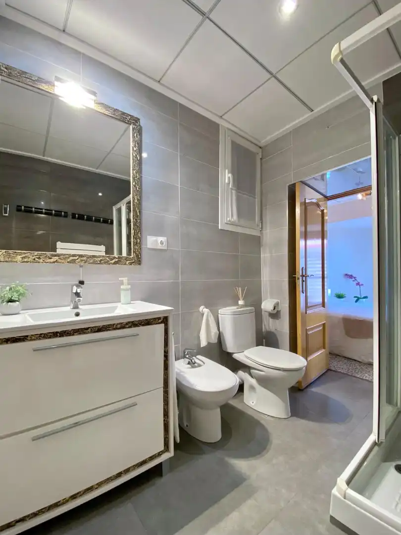 Bathroom of Flat for sale in La Pobla de Farnals  with Air Conditioner, Private garden and Balcony