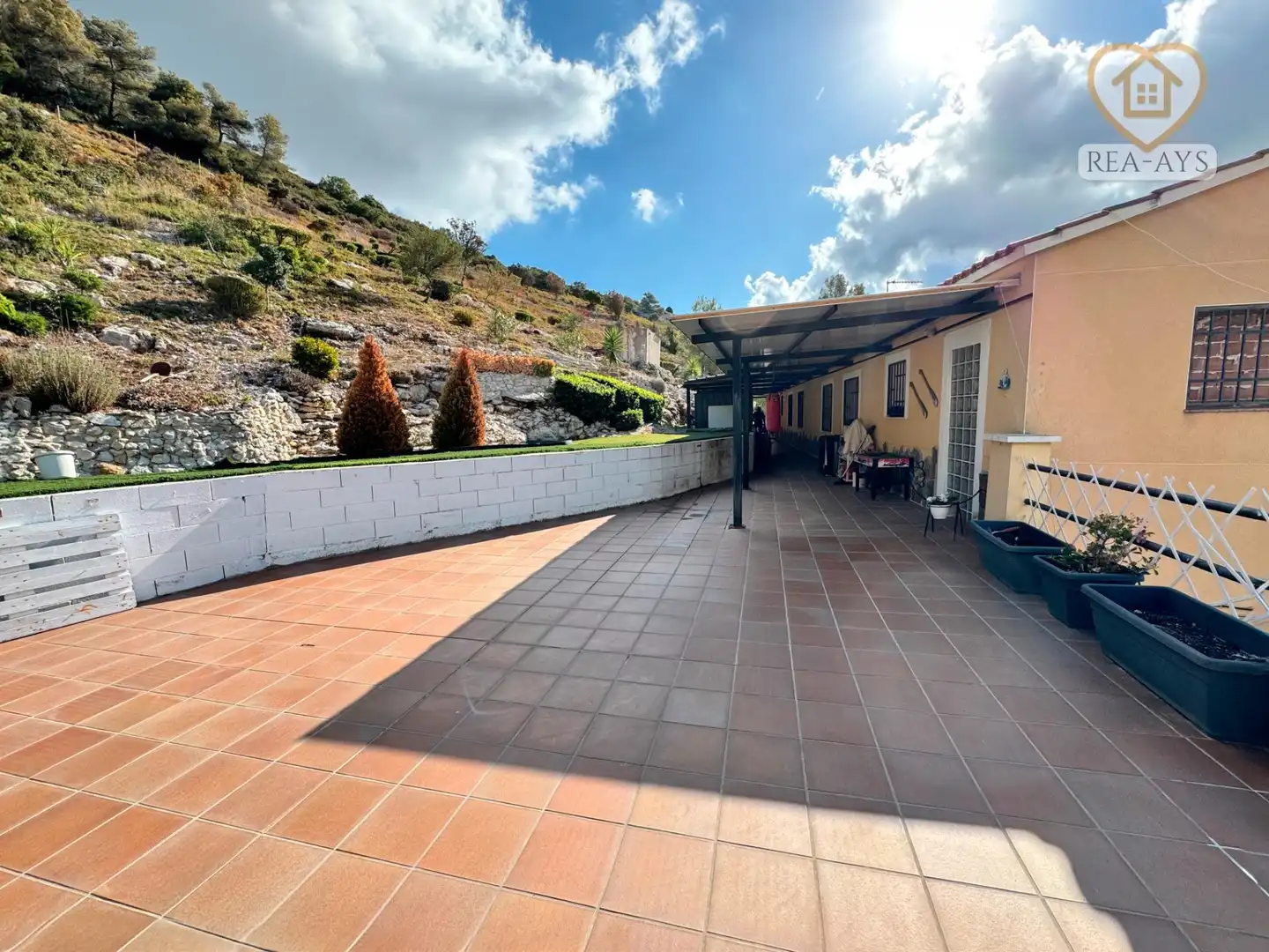 Terrassa de Casa o xalet en venda en Olesa de Bonesvalls amb Calefacció, Jardí privat i Parquet