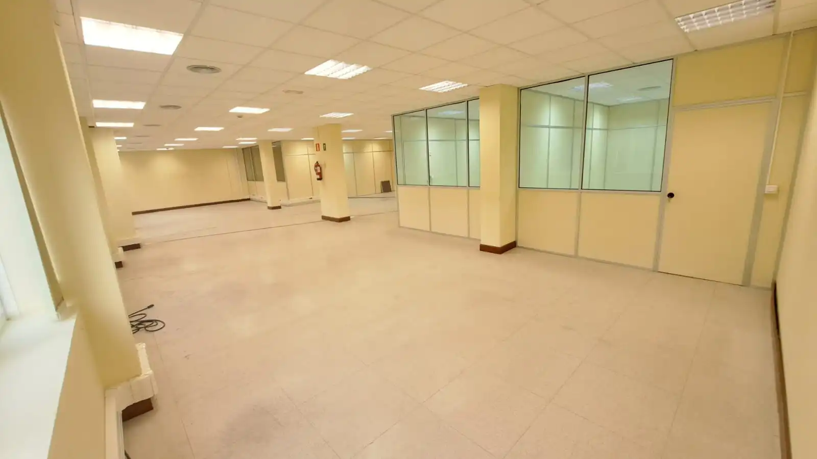 Oficina en venta en Derio con Aire acondicionado y Calefacción