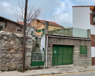 Vista exterior de Casa adosada en venda en Cercedilla