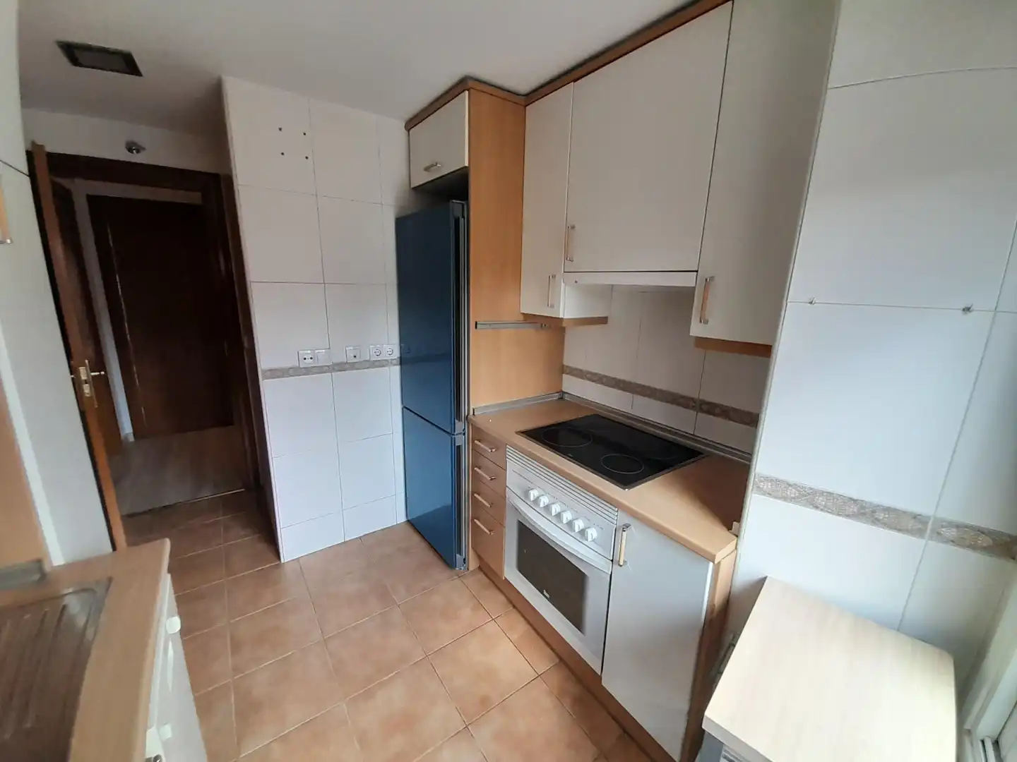 Kitchen of Flat for rent in Madrid  with Air Conditioner, Heating and Storage room