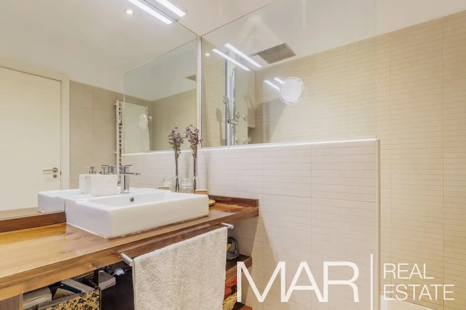 Baño de Piso en venta en Madrid con Aire acondicionado, Calefacción y Trastero
