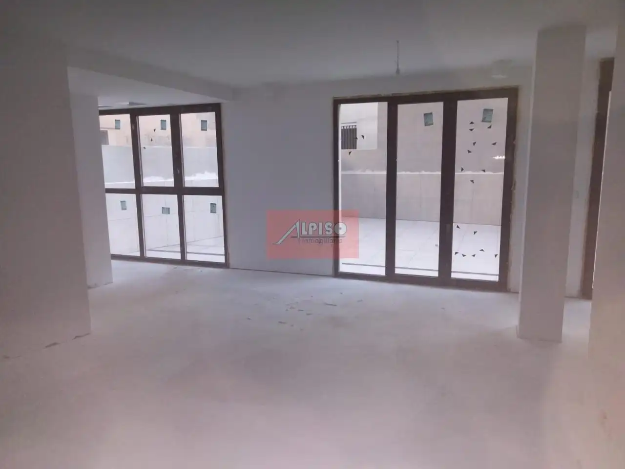 Apartament en venda en Ourense Capital  amb Calefacció, Terrassa i Traster