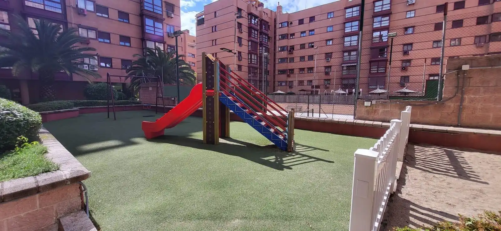 Vista exterior de Pis en venda en Madrid amb Aire condicionat, Calefacció i Moblat