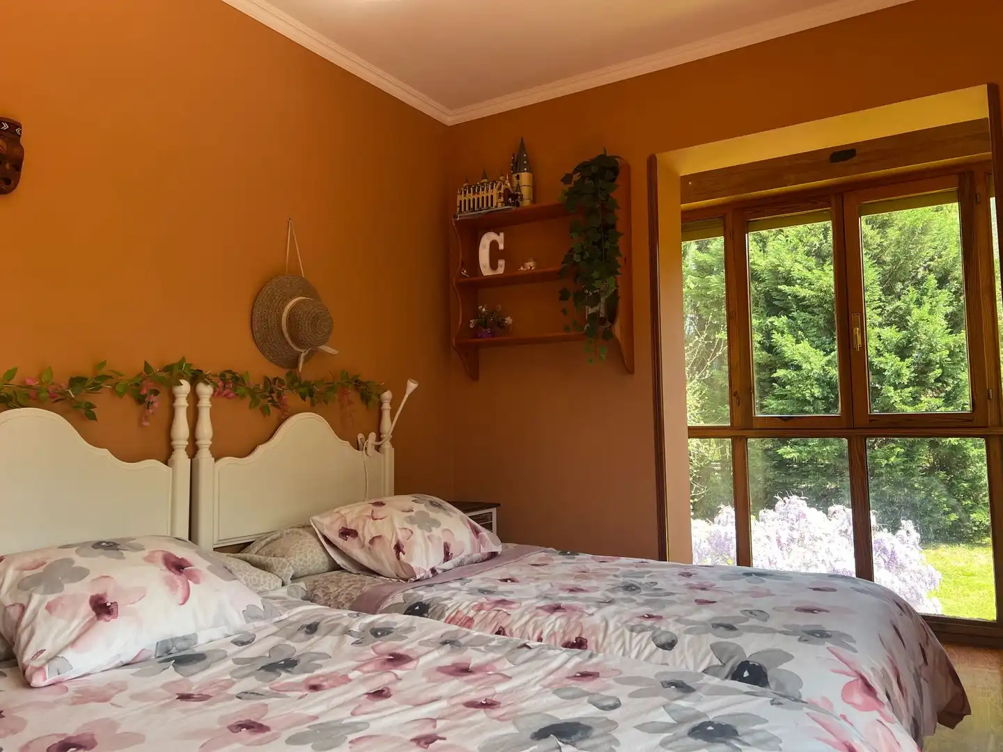 Habitación de Casa o chalet en venta en Cangas de Onís con Calefacción, Jardín privado y Amueblado